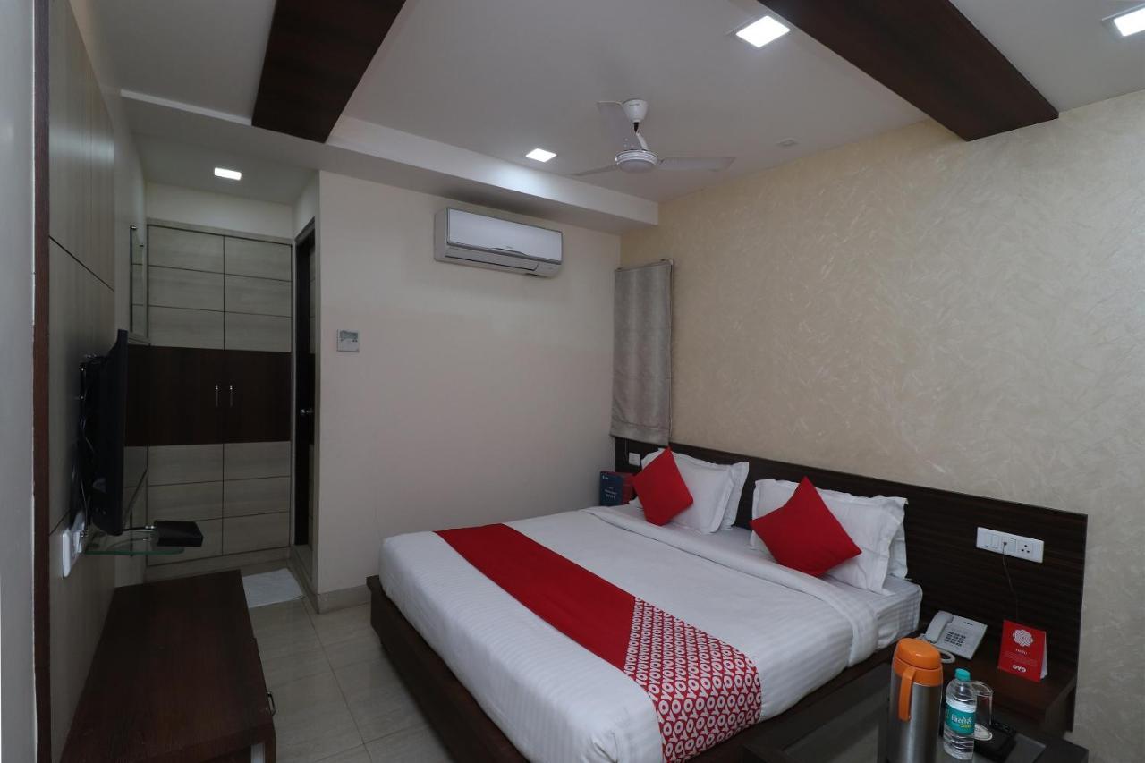 Oyo 29382 Golden Laurel Inn Deoria ภายนอก รูปภาพ
